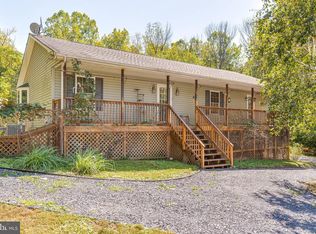 118 Pear Tree Rd, Harpers Ferry, WV 25425