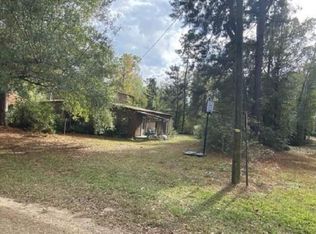 104 7th St, Winnfield, LA 71483