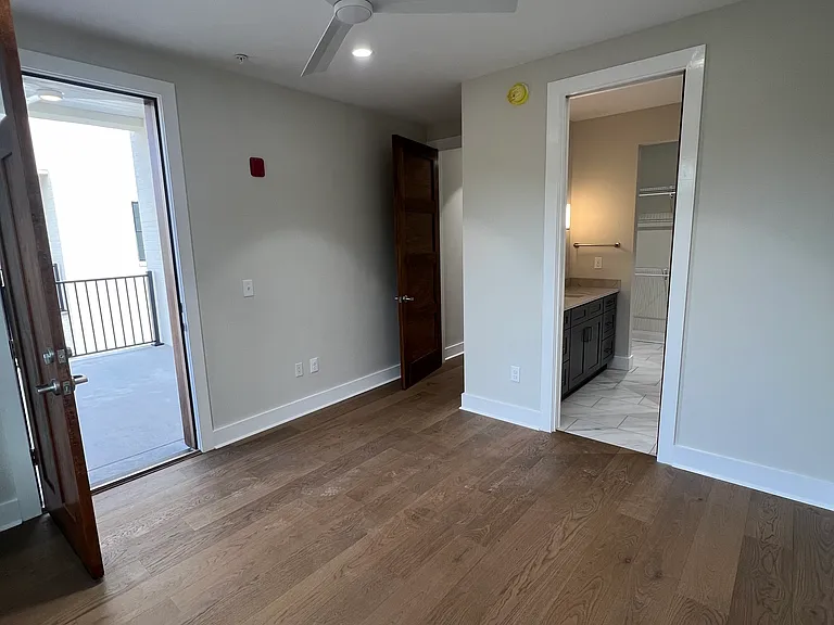 144 W 13th St #144 — Photo 19