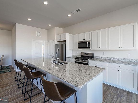 3rd image of 30734 Waterfront Dr