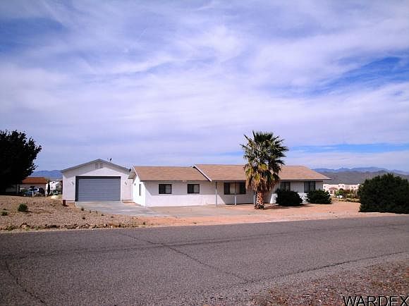 1st image of 9189 N Vista Dr