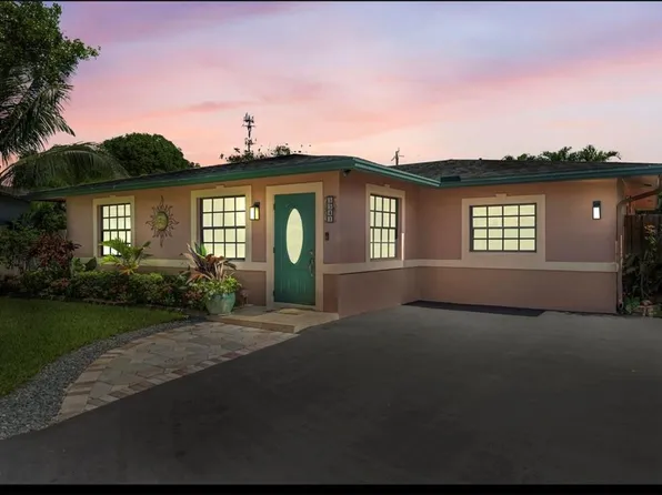 5541 NW 76th Place, Coconut Creek, FL 33073