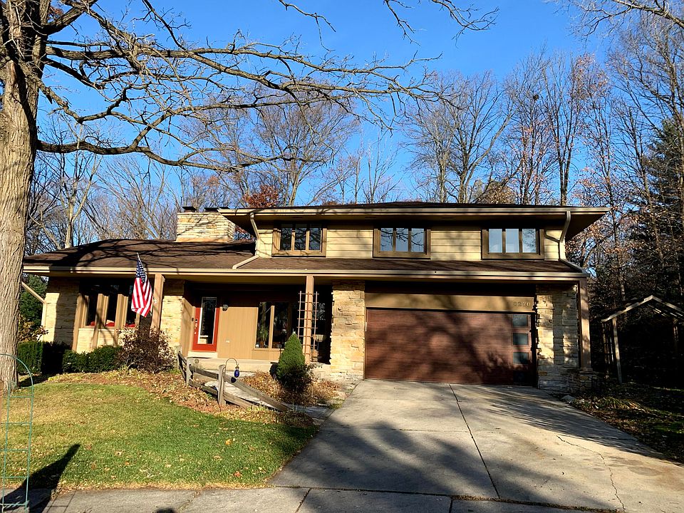1st image of 8270 Parkridge Ct E