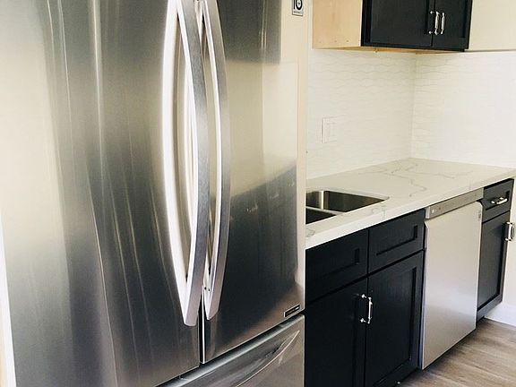 4th image of 400 E Elk Ave APT 1