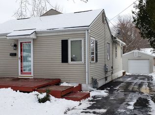 205 Mix St, Oregon, IL 61061