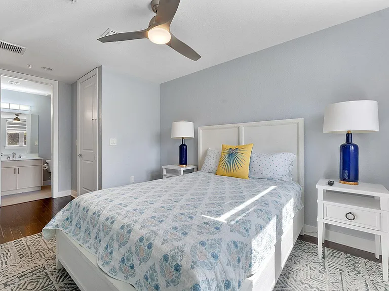 57 Isle Of Venice Dr #57 — Photo 37