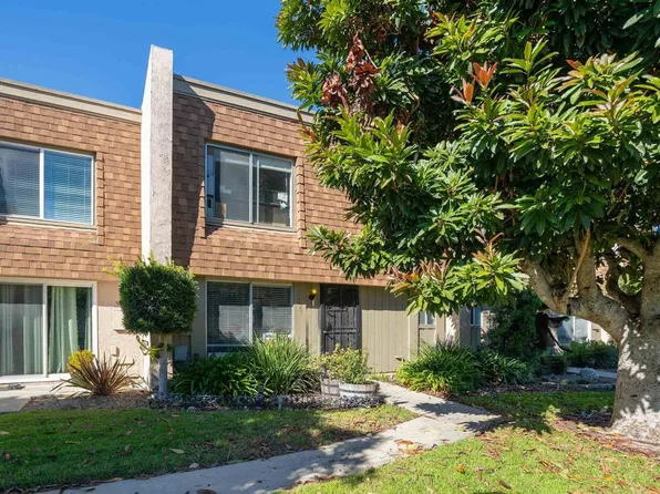 229 Festival Dr, Oceanside, CA 92057