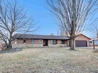 130 Sunrise Ct, Oconto Falls, WI 54154