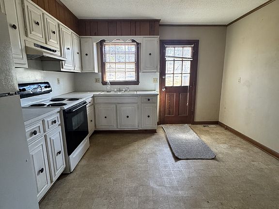 5th image of 144 Nottingham Dr APT 3