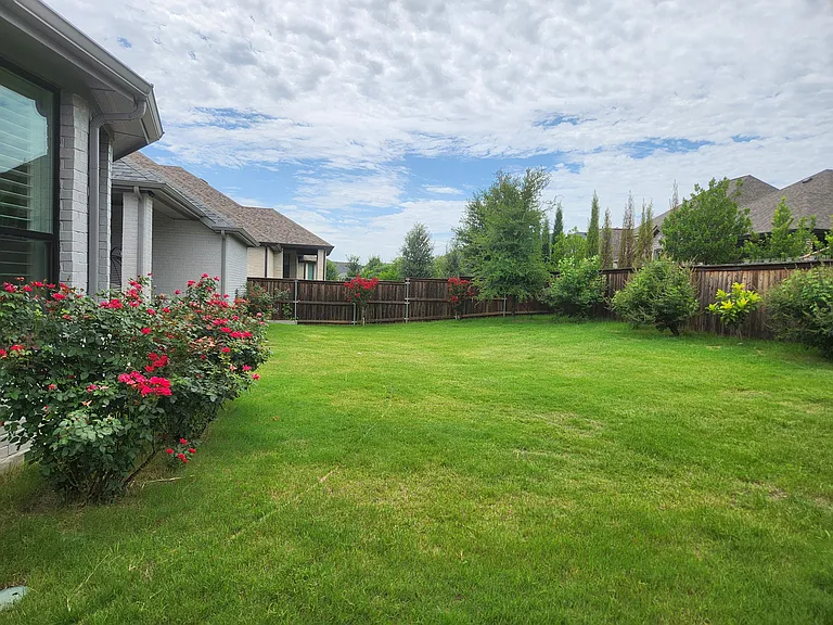 3328 Zenyatta Ct — Photo 29