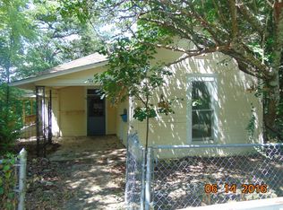 44 Ridgeway Ave, Eureka Springs, AR 72632