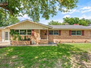 3624 Reeves St, North Richland Hills, TX 76117