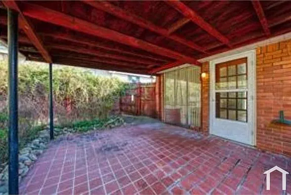 16 Barton Dr — Photo 3