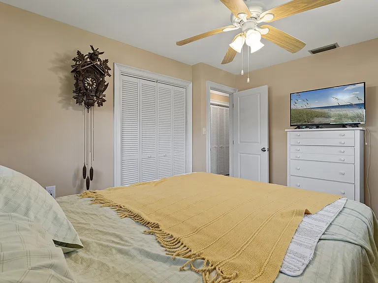 4020 Palm Dr — Photo 15