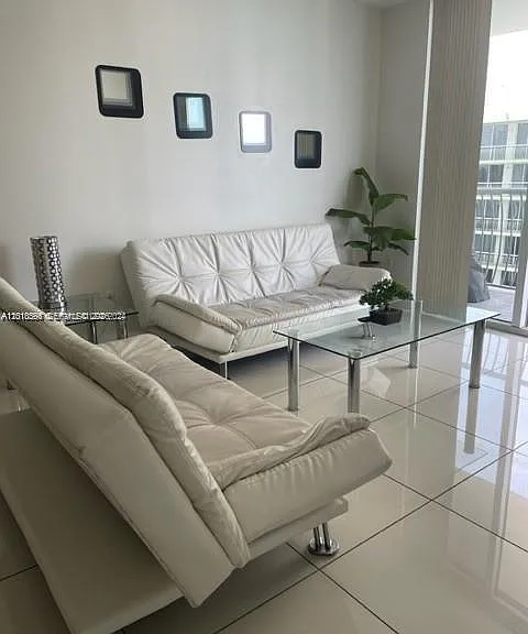 1750 N Bayshore Dr #3605 — Photo 4