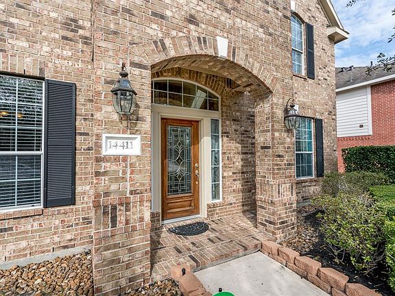 2nd image of 14411 Country Haven Ct