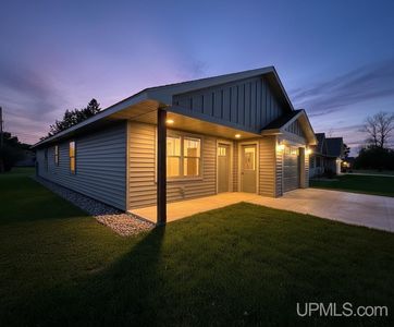 1705 21st Ave S, Escanaba, MI, 49829