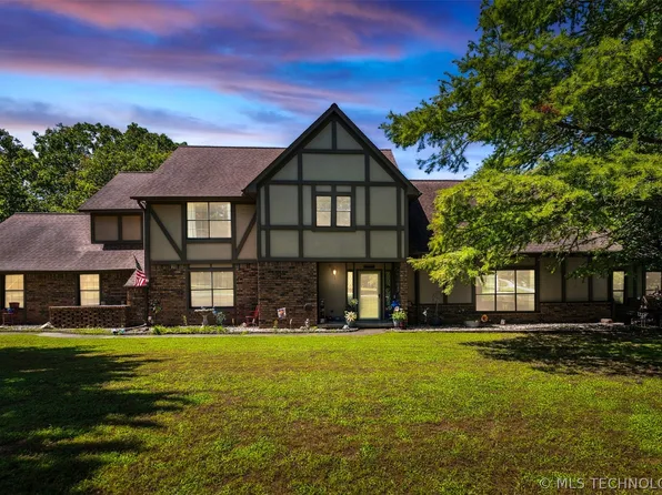 22547 S Dogwood Ct, Claremore, OK 74019