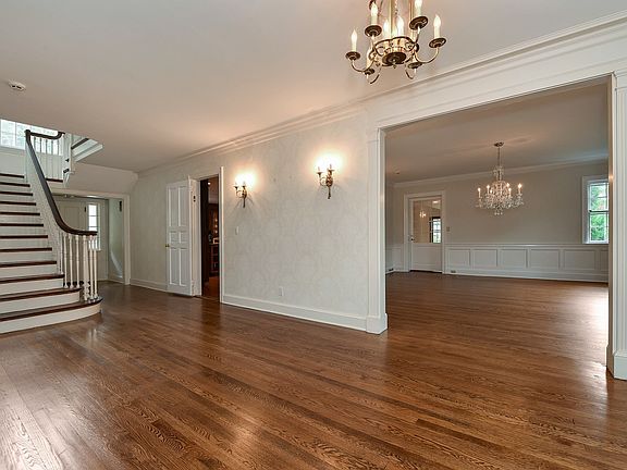 3rd image of 288 Upper Mountain Ave