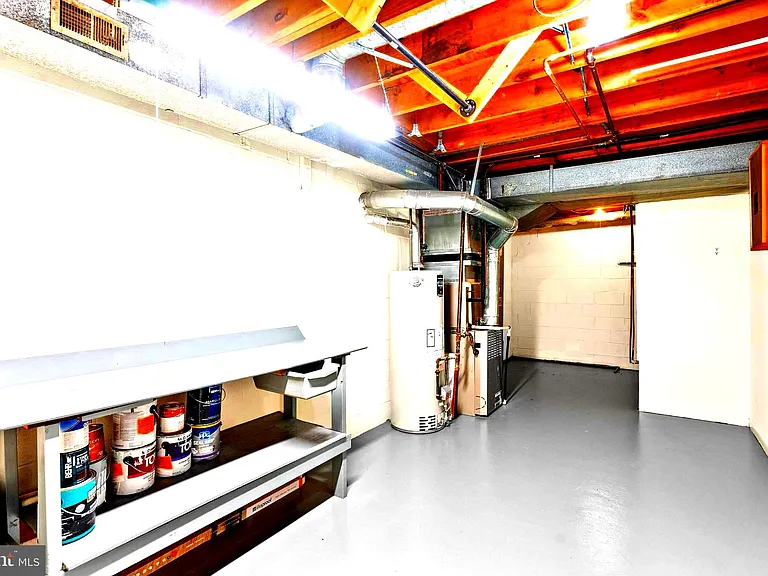 7109 Davis Ct — Photo 43