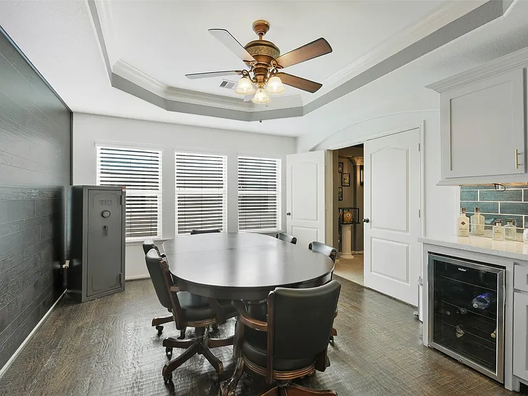 17611 Fossil Ridge Ln — Photo 25