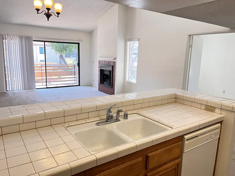 9949 Scripps Westview Way #235 — Photo 4