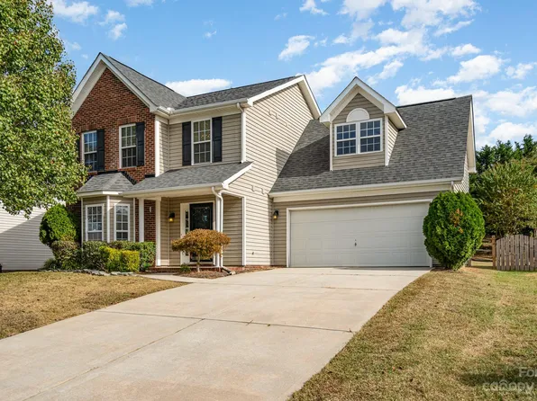 2706 Hartley Hills Dr, Charlotte, NC 28213