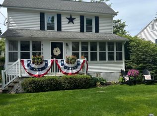 558 Mason St, Saugatuck, MI 49453