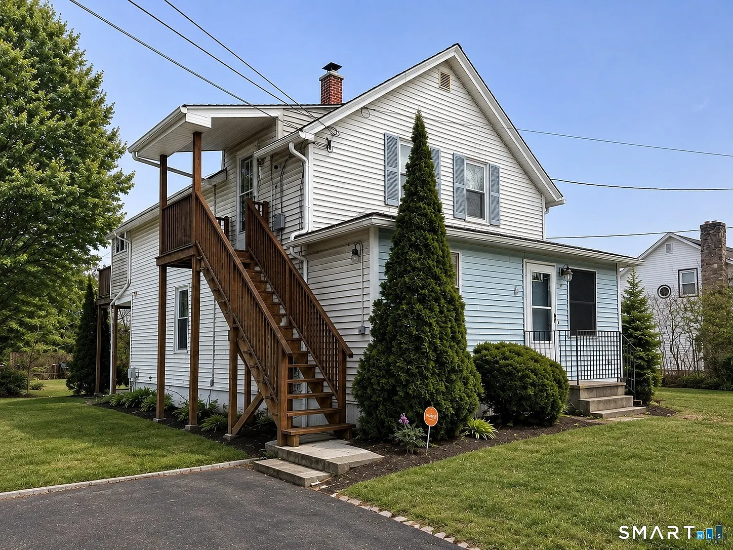 2 bed, 1.0 bath, 828 sqft, $1,550 — Photo 1