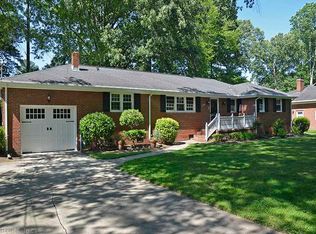 224 Sierra Dr, Chesapeake, VA 23322