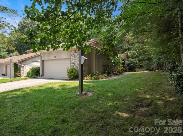 132 Cloverleaf Ln, Asheville, NC 28803