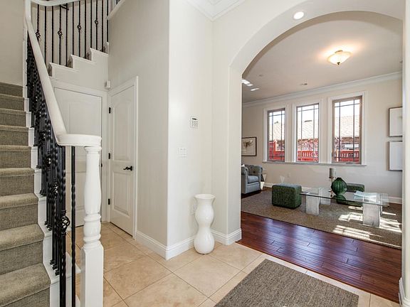 3rd image of 463 S Murphy Ave #463
