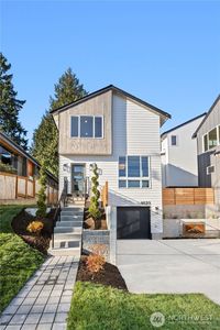 9523 15th Avenue NE, Seattle, WA, 98115