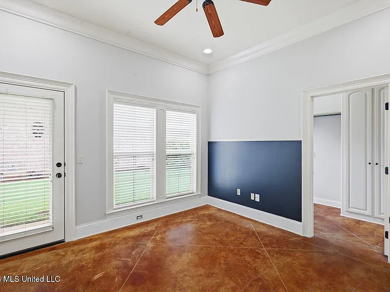 143 Sonnett Cir — Photo 21