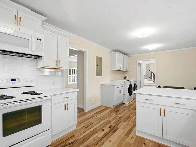 607 Longleaf Ave — Photo 20