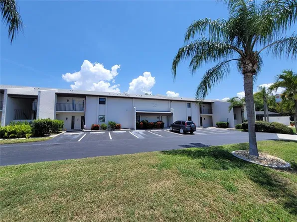 1318 WESLEY DRIVE #3, PUNTA GORDA, FL 33950