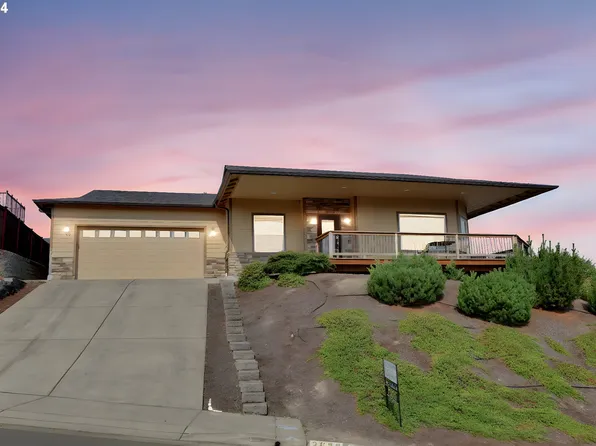 2620 Cascara Dr, Eugene, OR 97403