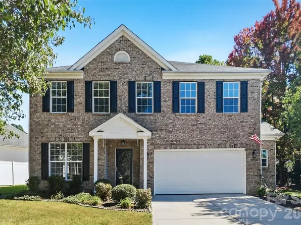 1012 Council Fire Cir, Indian Trail, NC 28079