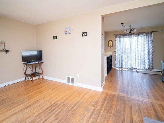 5th image of 714 Drexel Blvd