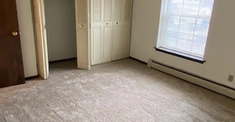 Normandy Apartments — Photo 7