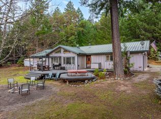 1616 Crow Rd, Merlin, OR 97532