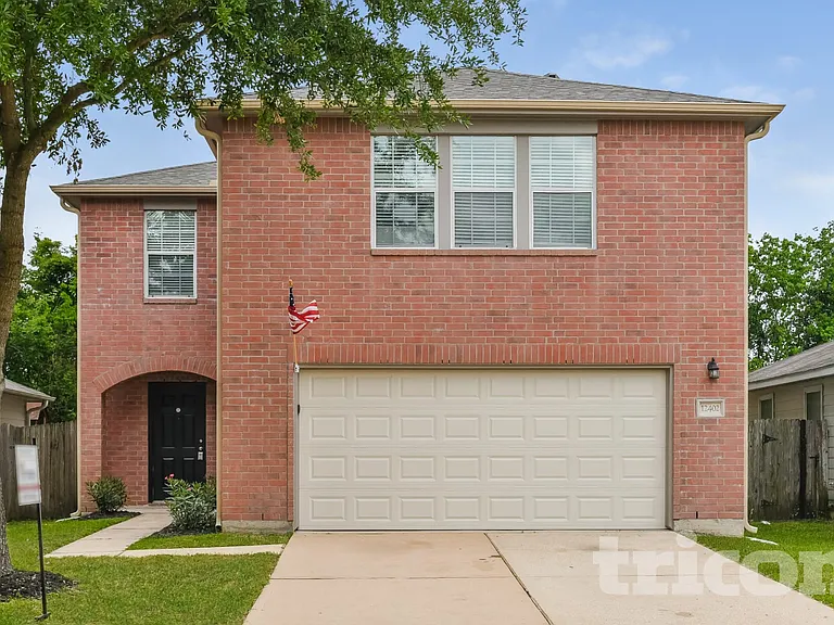 12402 Grossmount Dr — Photo 1