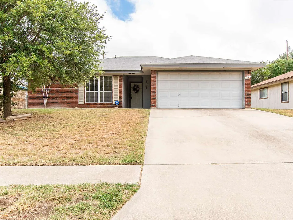1306 Elke Cir