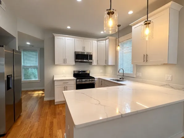 57 Falcon St #2, Boston, MA 02128