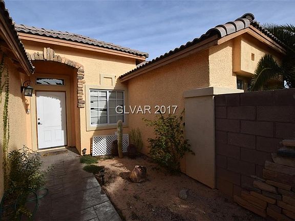 5th image of 2424 Seymour Ct