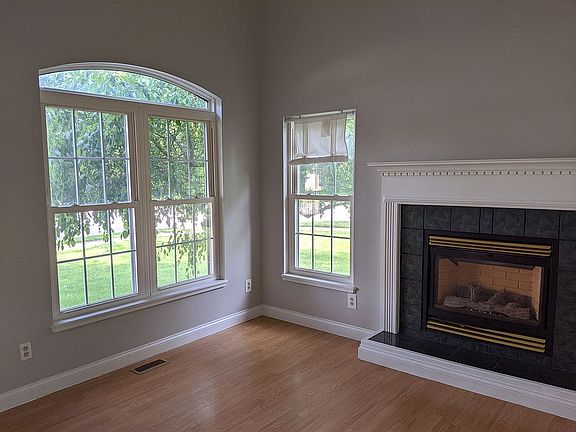 Gas fired fireplace
