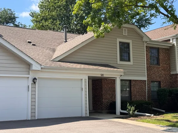 98 Marble Hill Ct Unit B2, Schaumburg, IL 60193