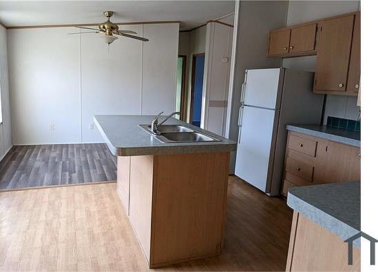 1st image of 350 Phillip Ln