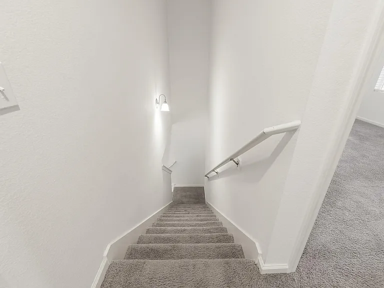 3603 Admiralty Dr — Photo 16