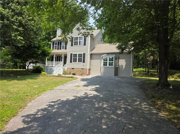 5475 Crany Creek Dr, Gloucester, VA 23061